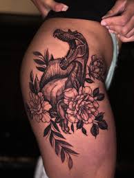 Spinosaurus with a Twist! 🦖 This is the one they always make fight the  T-Rex at the end of every dinosaur movie. I think it's got beef with  T-Rexes. 🖍️ 🚨Florida waitlist