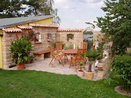 Ein Mediterraner Garten 26 Ideen Zum Nachmachen Homify Mediterrane Gartengestaltung Mediterraner Garten Mediteraner Garten