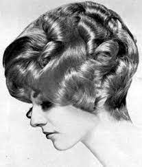 Women Hairstyles Of The 1960s 2 Layered Curly Hair Curly Hair Styles Medium Curly Hair Styles