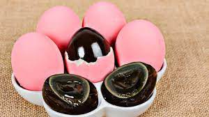 Century egg, century egg (pí dàn) is a traditional chinese egg product that tastes delicious, refreshing and salty, and boasts unique color and fragrance. How To Make A Century Egg Youtube