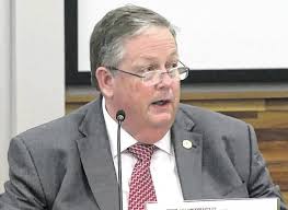 New UNC board chairman Ramsey tackles finances, student fees, and campus  leadership