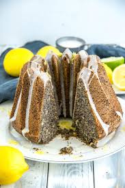 Mohnkuchen Mit Zitronenglasur Oats And Crumbs Rezept Lebensmittel Essen Zitronenglasur Mohnkuchen