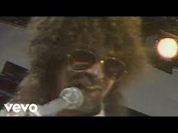 Electric Light Orchestra Livin Thing Official Music Video Youtube Livin Thing Youtube Videos Music Electric Lighter