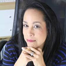 🌸 It's Batting Sale Week at Linda's! 🌸 Save 20%