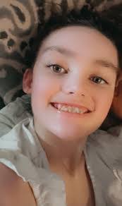 Kathryn Etheridge's Instagram, Twitter & Facebook