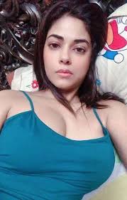 Her father, pawan chopra, is a businessman and supplier to the indian army at ambala cantonment and her mother is reena chopra. Meera Chopra Height Weight Age Husband Biography More