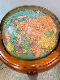 Antique world globe atlas & globe 12 black ocean with wooden tripod stand decor. Vintage Lighted World Globe On Stand Illuminated Mid Century Modern For Sale At 1stdibs