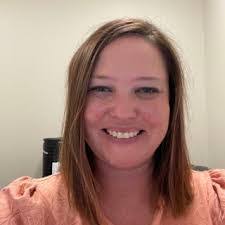 Candice Mcgowan's Instagram, Twitter & Facebook