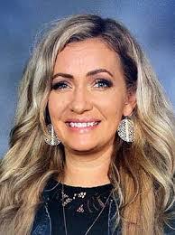 Megan Carlisle's Instagram, Twitter & Facebook