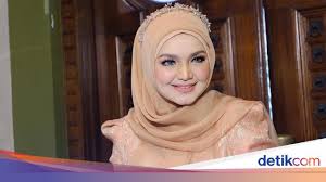 Setelah program hamil siti nurhaliza yang pertama berhasil, kini ia mencoba kembali melakukannya untuk mendapatkan anak kedua. Jadi Emosional Saat Hamil Anak Kedua Siti Nurhaliza Kenapa