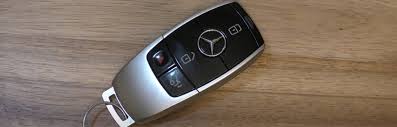How to change your car remote's battery. How To Change The Battery In Your Mercedes Benz Key Fob