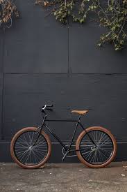 Cruiser I Like The Color Contrast Seat To Tires To Frame Bicicleta Urbana Tattoo Bike Design De Bicicleta