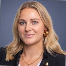 Hattie Richmond's Instagram, Twitter & Facebook