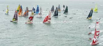 Xavier rolland, anthony brulez et kito de pavant réalisation : La Course Du Vendee Globe 2020 Les Sables D Olonne