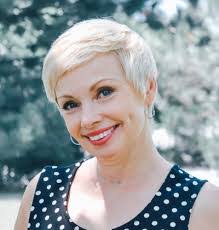 Dianne Stark's Instagram, Twitter & Facebook