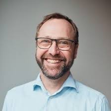 Casper Berg's Instagram, Twitter & Facebook