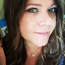 Dana Kasten's Instagram, Twitter & Facebook