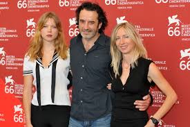 Setfilmizle'de yer alan tüm diziler film dizi izleme sitesi video paylaşım siteleri aracılığıyla paylaşılmaktadır. Datei Jessica Hausner Venice Jpg Wikipedia