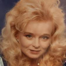 I'm sure no one cares but I'm 40 days sober today.🌸