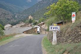 En france, la richesse se concentre autour de paris. Les Plus Beaux Villages De France Des Pyrenees Orientales Pyrenees Orientales Le Petit Journal