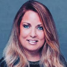 113353_Alumni News 2022.indd