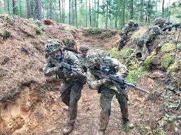 Bundeswehr Grabenkampf 1024x768 Wallpaper Teahub Io