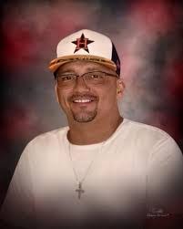 Esther Maes's Instagram, Twitter & Facebook