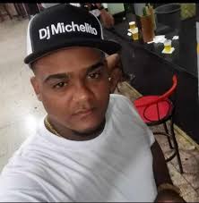 SAN FRANCISCO DE MACORÍS.- De tres balazos fue ultimado la noche de ayer,  un joven de 29 años de edad que trataba de impedir una pelea en un sector  de la zona