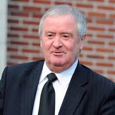 Football pays tribute after Man Utd star Roy Keane's father dies