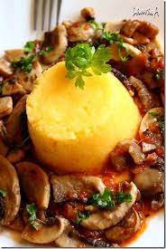 O mancare de ciuperci cu rosii in varianta de post (cu ardei, ceapa, usturoi si patrunjel). Tocanita De Ciuperci Reteta De Post Laura Adamache Recipe Food Healty Food Recipes
