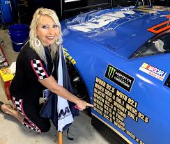 Watch today's nascar race live with. Wslm Oldest Nascar Broadcaster In Midwest Honored At Darlington Wslm Radio