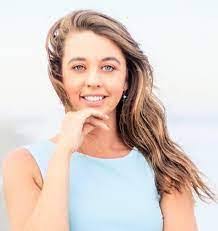 Colleen Leidy's Instagram, Twitter & Facebook