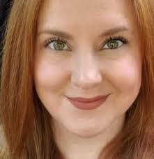 Leanna Morse's Instagram, Twitter & Facebook