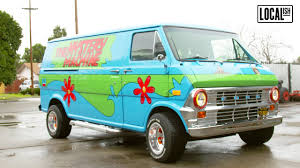 Shop scooby doo scooby doo & more. Man Creates Real Life Scooby Doo Van Localish Youtube