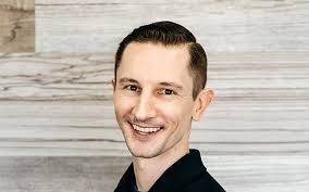 Darren Estes's Instagram, Twitter & Facebook