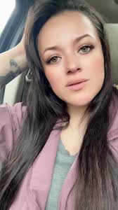 Nina (@ninacoleman20)