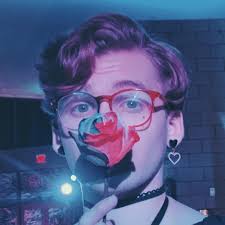 Bennett Wood✨ (@bennettizdaman)