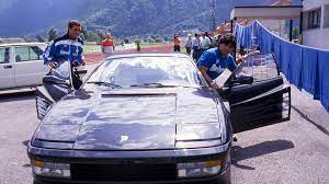 El analista citaba como fuente a giampiero boniperti así como celebró la contratación de maradona, ferlaino nunca se perdonó haber vendido la 250 gto. Maradona S Cars One Of His Great Passions World Today News