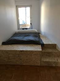 Podestbett Aus Osb Platten Sleep Bed Podestbett Wood Holz Selfmade Nice Interior Schlafzimmer Room Podestbett Neue Wohnung Kleine Wohnung Einrichten