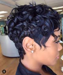 20 gorgeous wavy and curly pixie hairstyles: Medium Pixie Cut Curly Hair Novocom Top