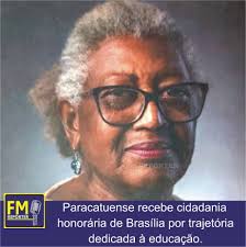 O compositor Fabian Juarez, um dos autores do samba-enredo campeão da Rosas  de Ouro (SP), esteve em Paracatu para celebrar o aniversário de 8 anos da  filha, Mariah Juarez, ao lado da