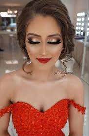 We all know that christmas is right around the corner so there are lots of things you need to think about. Red Dress Prom Makeup Ideas Atnigeria