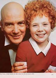 REST IN PEACE, DADDY WARBUCKS: British actor, Albert Finney, dies after a  brief illness. He was 82 years old. https://bbc.in/2tdJ8uD