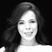 Daniela Fernandez's Instagram, Twitter & Facebook