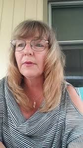 Jennifer Eisenbeis's Instagram, Twitter & Facebook