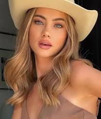 Lorena Espino (llorena329)