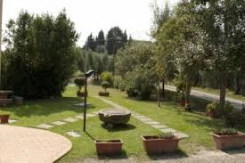 L'antica sosta di corniano è un confortevole complesso situato a san miniato, al centro della toscana, dalla quale è possibile ammirare un risalente al 1874, l'antica sosta di corniano, trovandosi sulla via francigena, è stata da sempre punto di ristoro e di sosta per i mercanti e per gli. Residence Antica Sosta Di Corniano Ricettivita