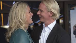 Vendela kirsebom och petter pilgaard som är ett av norges mest omtalade kändispar deltog båda i norska farmen för tre år sedan och kort därefter stod det klart hon har även varit tillsammans med före detta elitidrottaren martin lamprecht. Petter Og Vendela Vi Fltter Nok Snart Sammen Underholdning