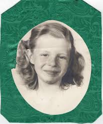 Not sure if this is to damage!? If there's anything anyone can do to tidy  it up. That would be great. X