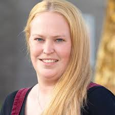 Mum who lost unborn baby turned tragedy into hope by becoming a surrogate